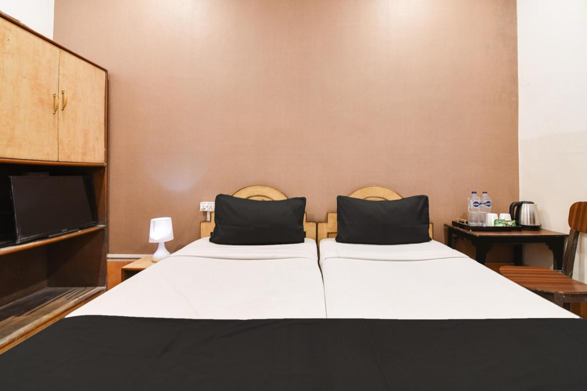 Hotel O Dinar Калькутта Экстерьер фото