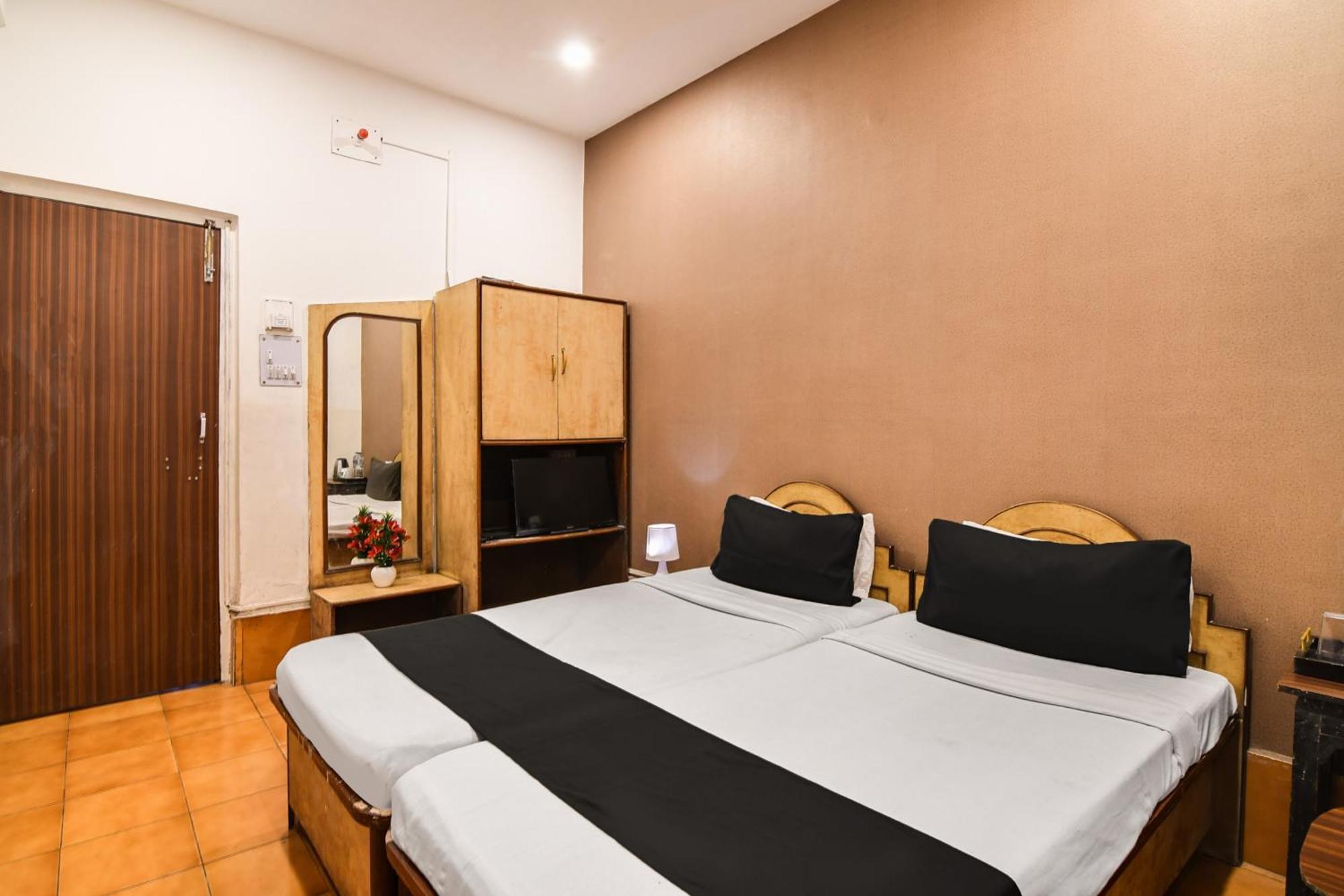 Hotel O Dinar Калькутта Экстерьер фото